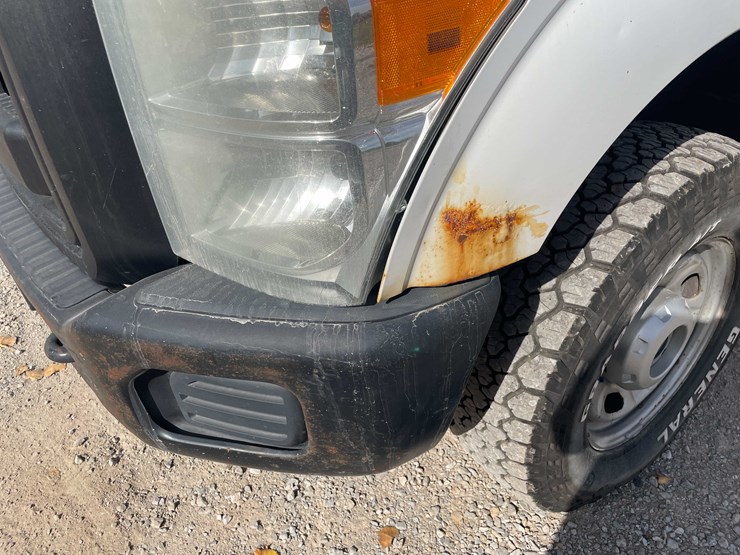2011-ford-f250-xl-image-123