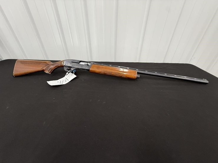 remington-1100-12-gauge-shotgun-image-1