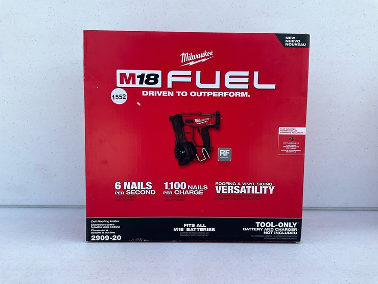 #1552-•-milwaukee-m18-coil-roofing-nailer-image-1