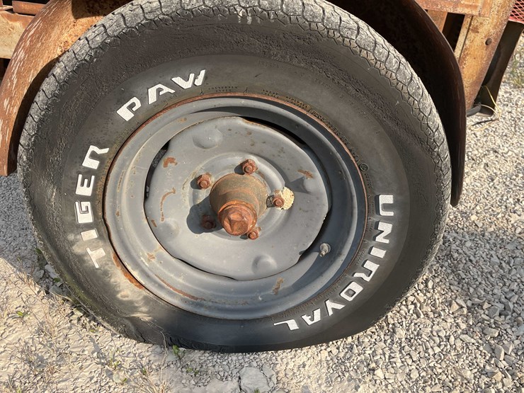 #8633-•-hobart-powerweld-303-welder-trailer-(maq)-image-9