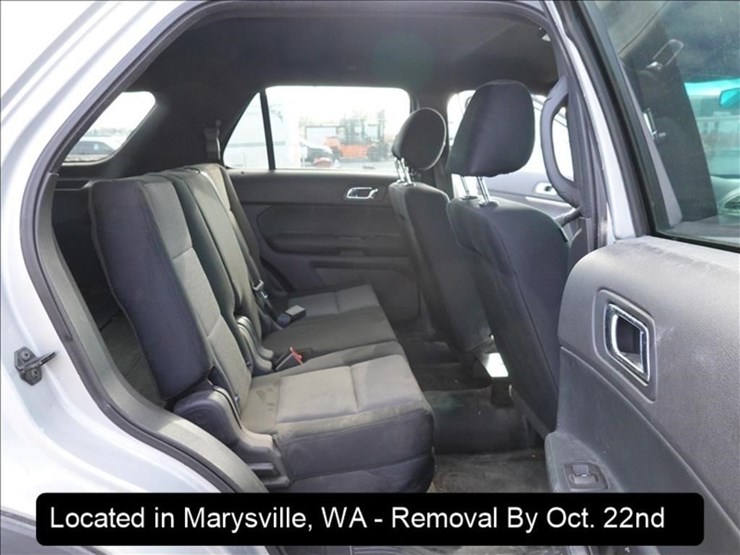 2013-ford-explorer-image-24