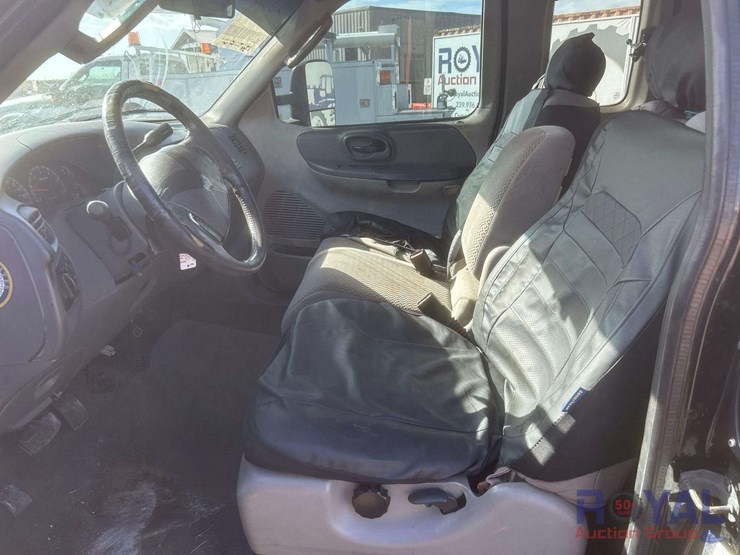 2002-ford-f150-image-13