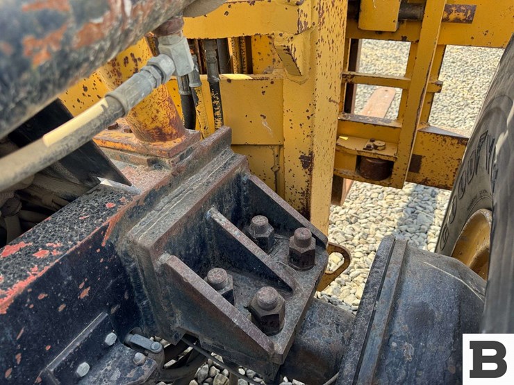 champ-forklift-image-36