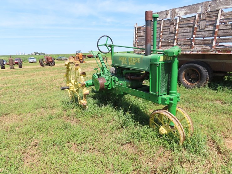 1936-john-deere-b-image-1