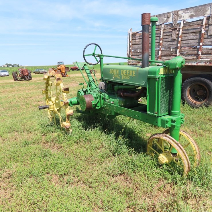 1936 JOHN DEERE B