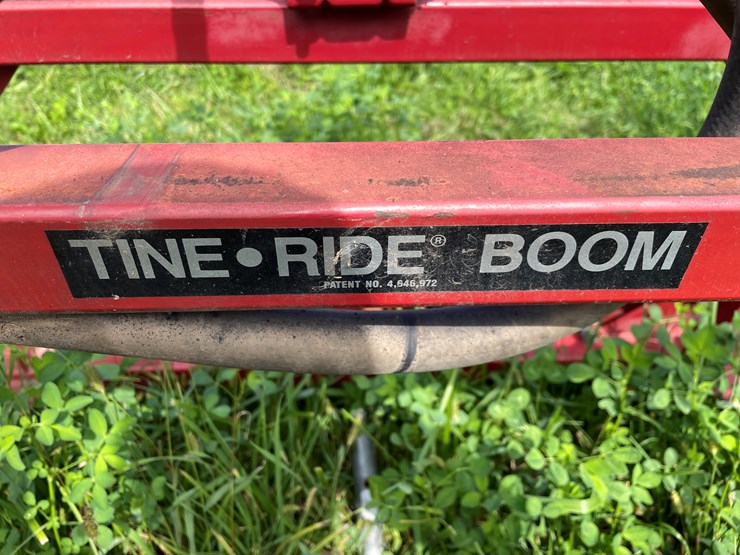 #4450-•-tine-ride-boom-sprayer-image-9