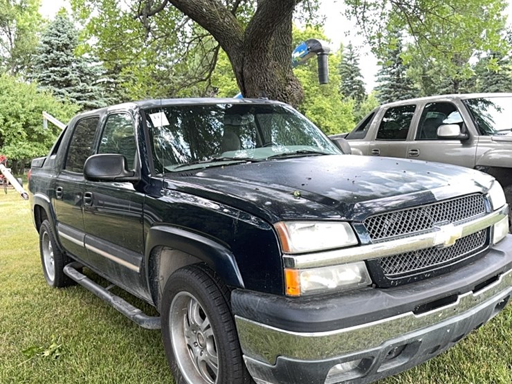 2006-4wd-chevy-avalanche,-az-vehicle,-no-rust,-206,972-miles,-runs-great-image-4