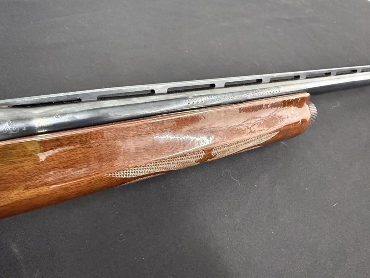 remington-1100-12-gauge-shotgun-image-3