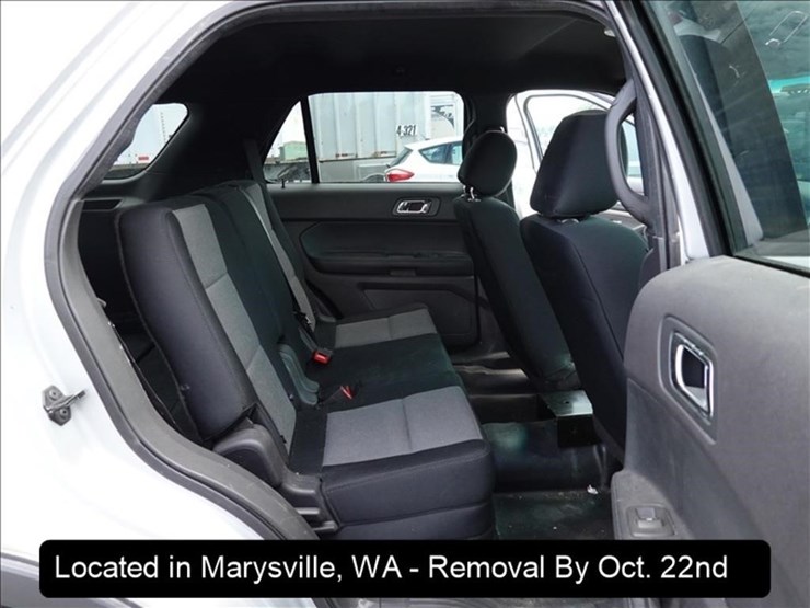 2014-ford-explorer-image-24