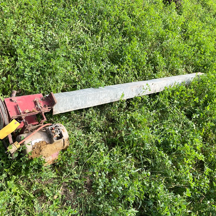 #4477 • 8' Grain Sweep