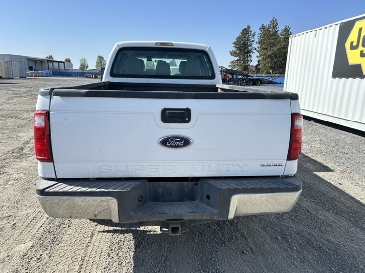 2013-ford-f250-sd-image-4