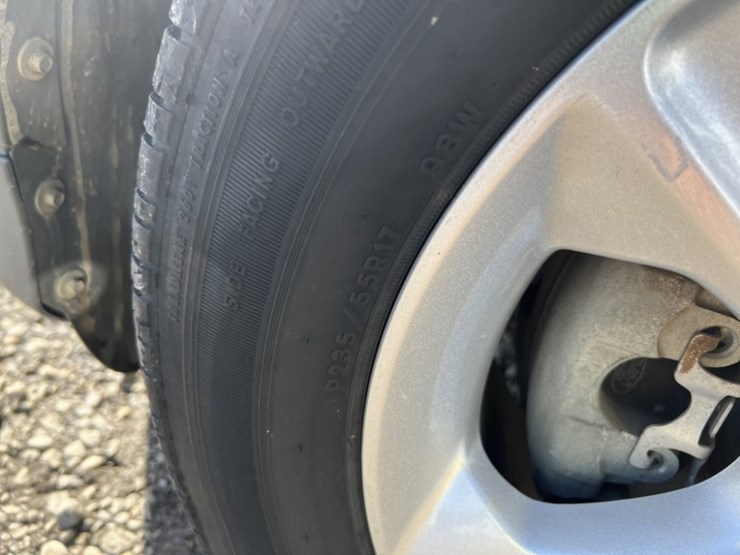 2014-ford-escape-image-16
