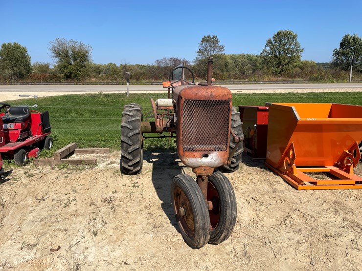#1889-•-1957-allis-chalmers-c-tractor-image-3