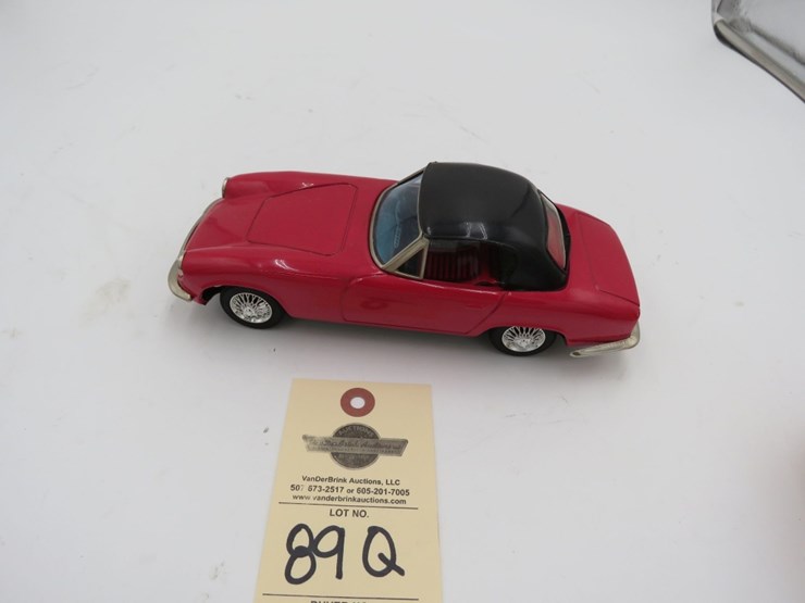 toy-car-grouping-image-5