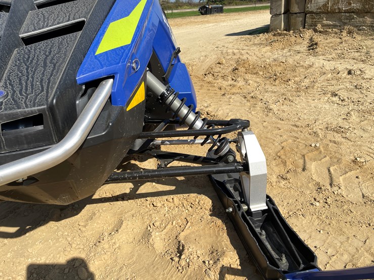 #1897-•-2024-polaris-indy-550-sport-snowmobile-(sells-with-bill-of-sale-only)-image-20