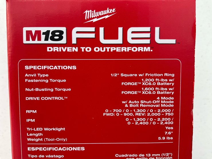 #1573-•-milwaukee-m18-fuel™-1/2"-high-torque-impact-wrench-w/-friction-ring-image-3
