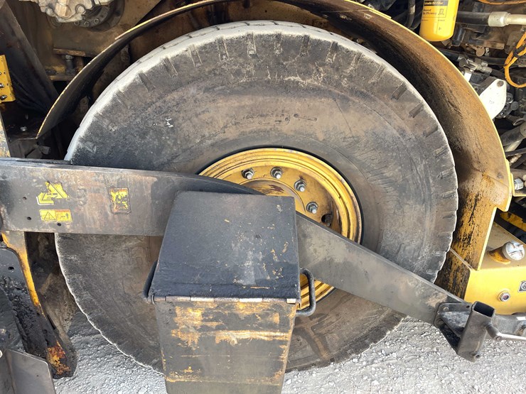 #8612-•-2019-cat-ap100f-asphalt-paver-(aps)-image-50