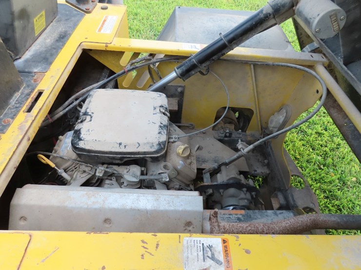 kooiker-raptor-side-by-side-dump-utility-image-16