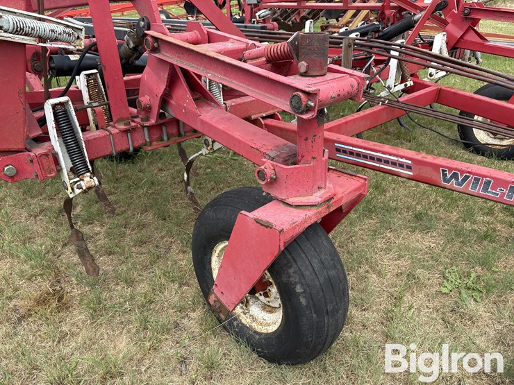wil-rich-36’-quad-5-field-cultivator-w/harrow-image-14