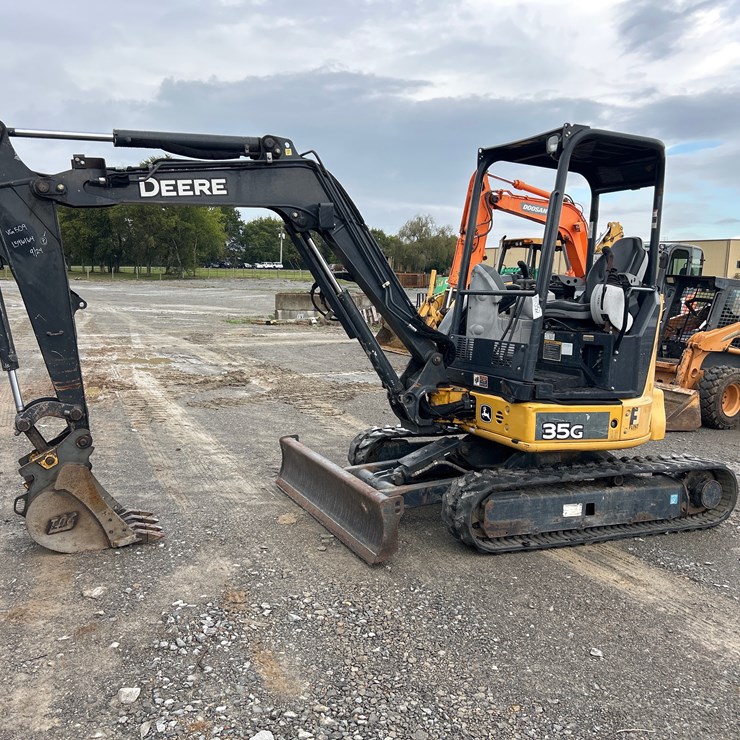 2017 DEERE 35G