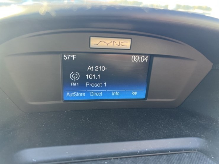 2017-ford-escape-image-30