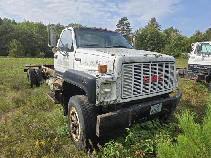 gmc-topkick-image-2