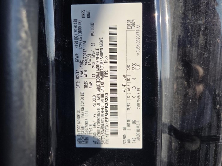 2017-ford-f150-image-58