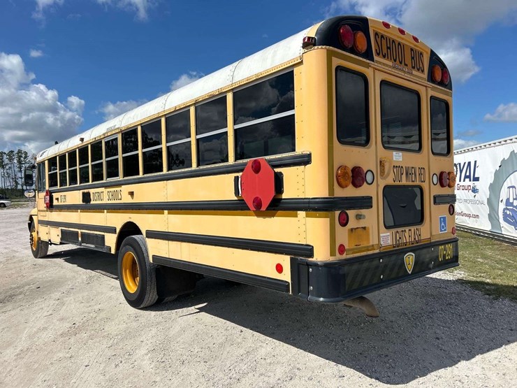 2007-ic-corporation-pb105-school-bus-image-4