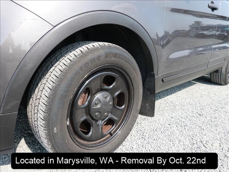 2017-ford-explorer-image-15