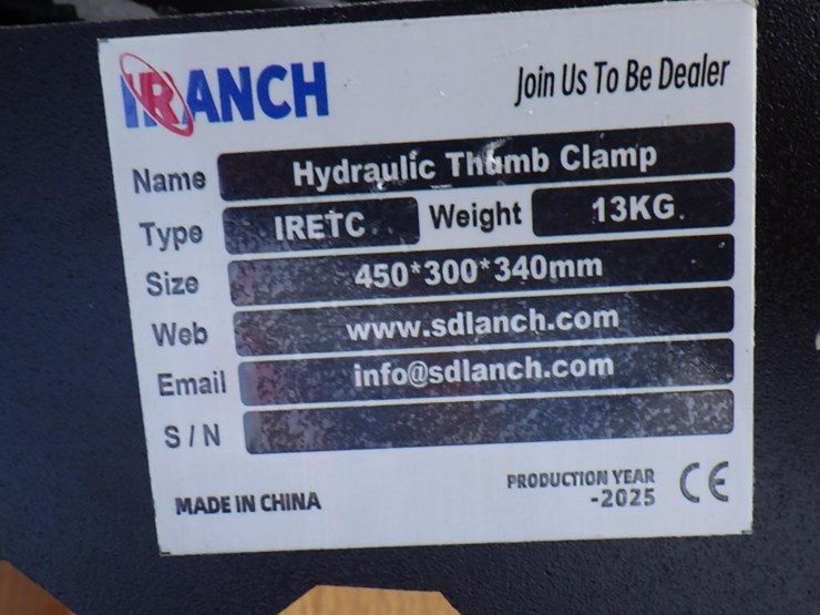 ir-hydraulic-excavator-hydraulic-thumb-image-5