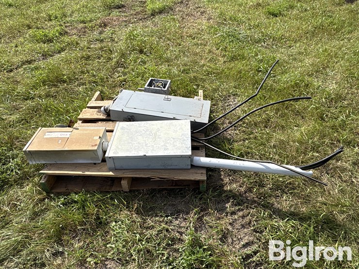 ge-220-volt-electric-panels-image-8