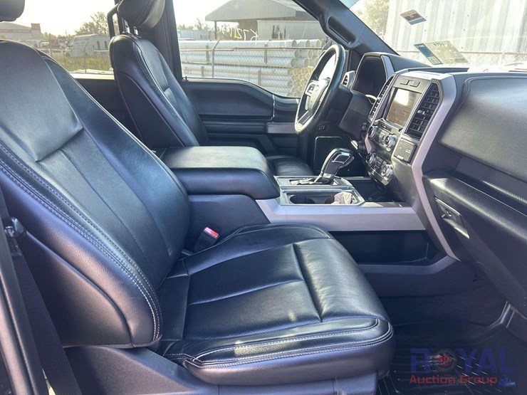 2019-ford-f150-image-25
