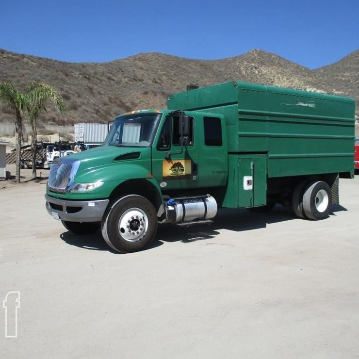 2016 INTERNATIONAL DURASTAR 4300