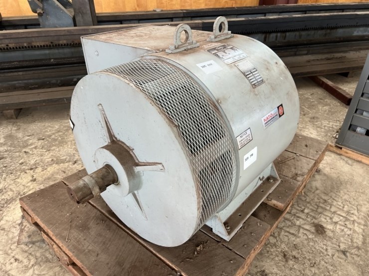kato-200kw-ac-generator-end-image-6