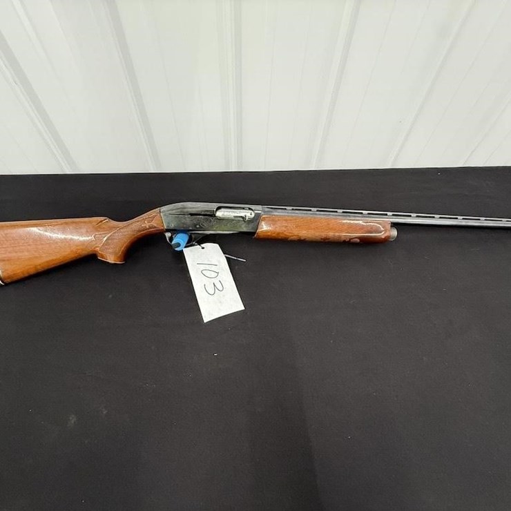 Remington 1100 12 gauge Shotgun