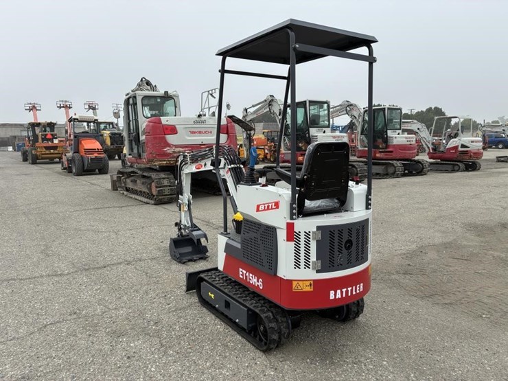 2025-bttl-et15h-6-hydraulic-excavator-image-4