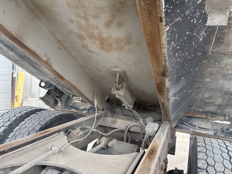 mack-rd688s-image-32