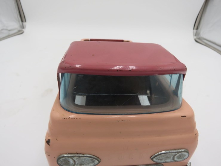 nylint-pink-ford-econoline-pickup-truck-image-2
