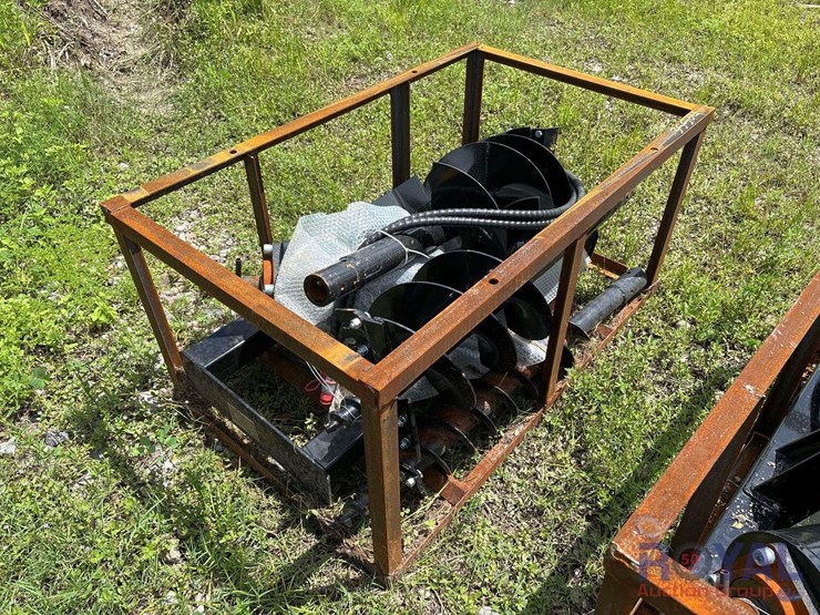 2025-cfg-ssecag-y-hydraulic-auger-skid-steer-attachment-with-bits-image-2