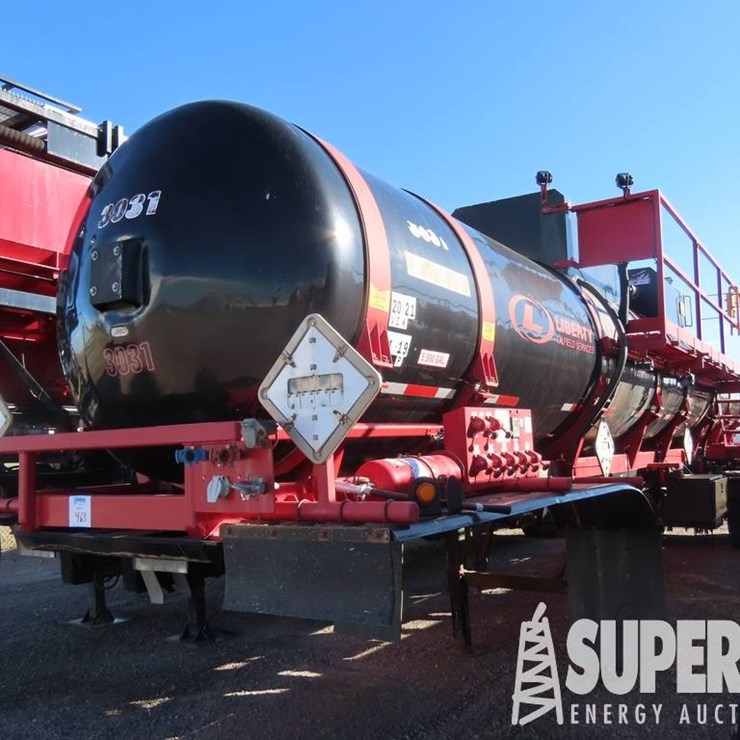 (x) (4-63) 2014 WORLEY T/A 5500-Gal Acid Transport