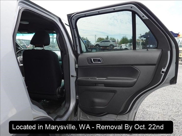 2013-ford-explorer-image-24