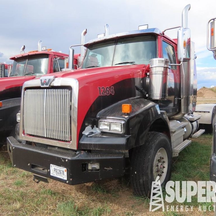 2014 WESTERN STAR 4900