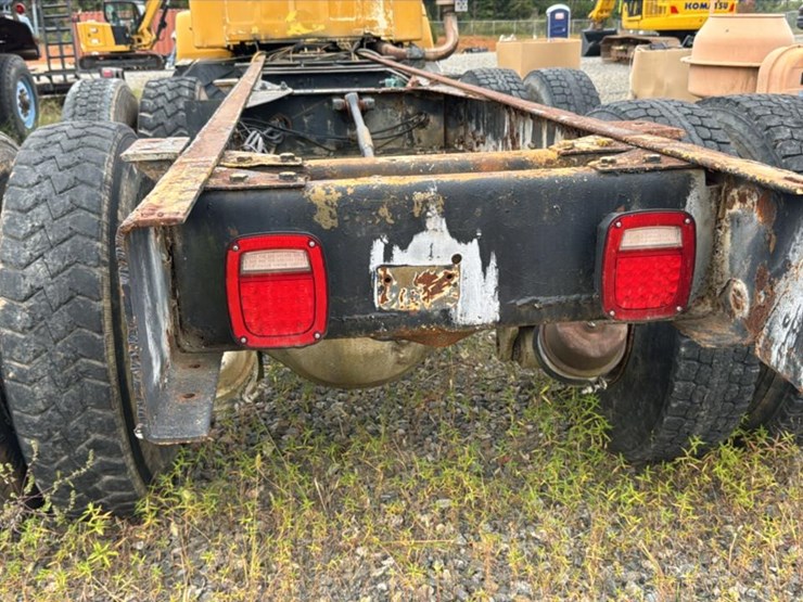 #1960-•-1982-8-wheel-gmc-truck-image-26