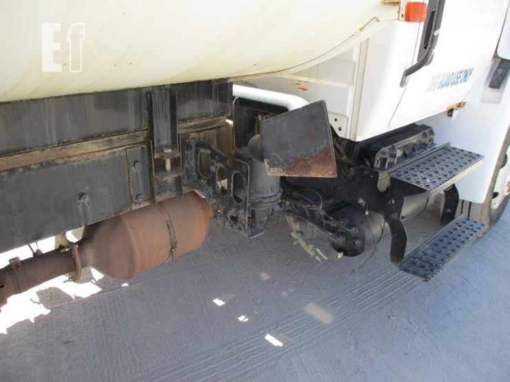 2013-international-durastar-4300-image-18