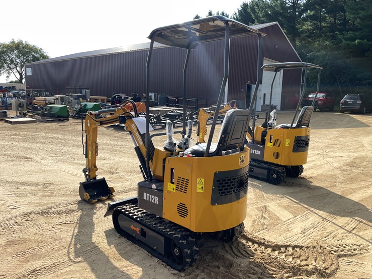 #202-•-new-rt12r-mini-excavator-image-3