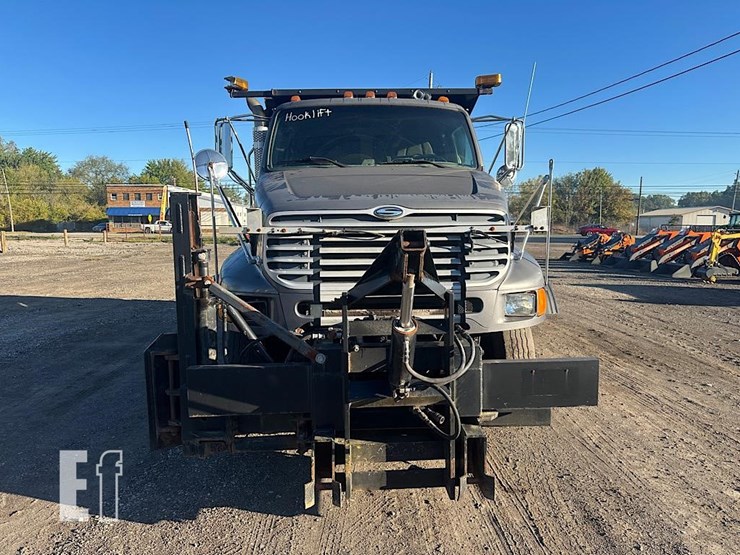 2002-sterling-l8500-image-2