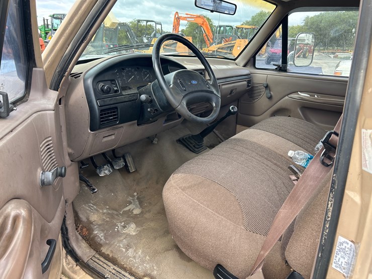 1995-ford-f250-image-8