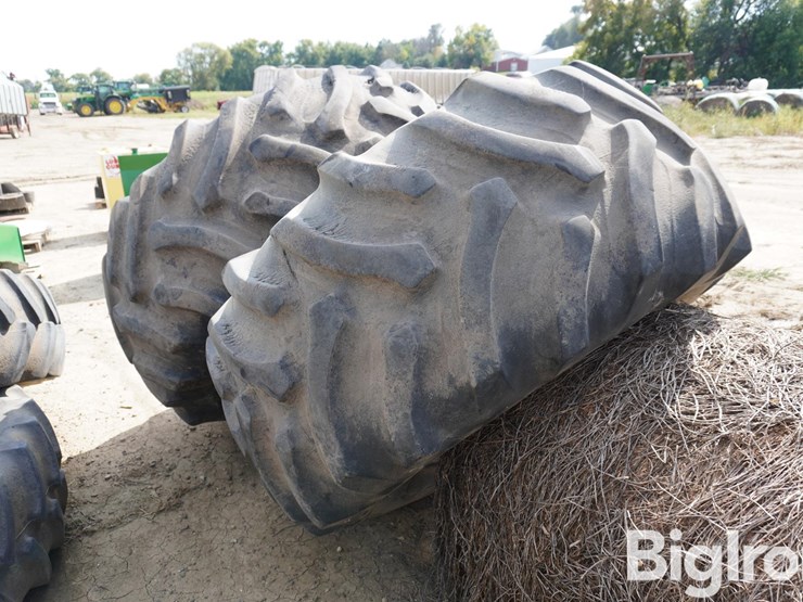 30.5l-32-tires-image-6