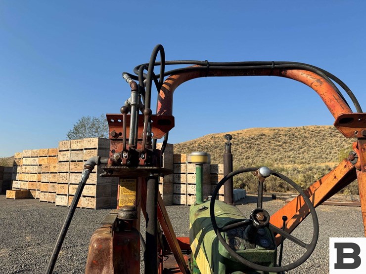 john-deere-630-image-33
