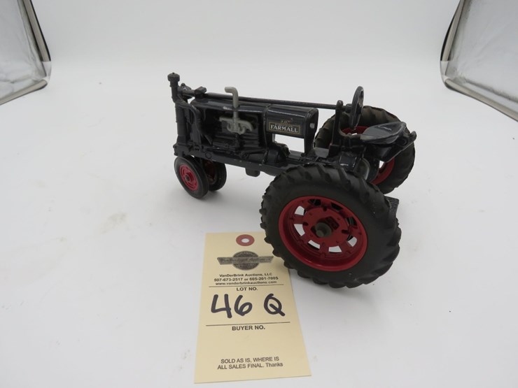 ertl-f-20-farmall-1/16-scale-image-3